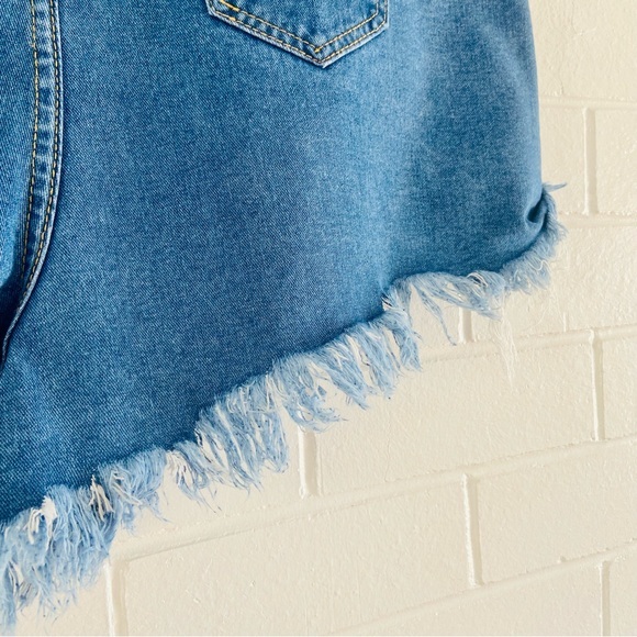 Shein distressed denim short shorts with frayed hem Size 16/18 - Picture 8 of 16